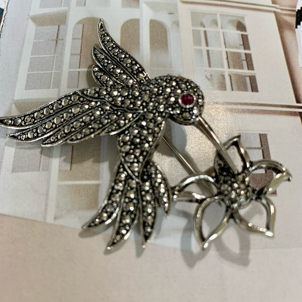 Hummingbird brooch marcasite